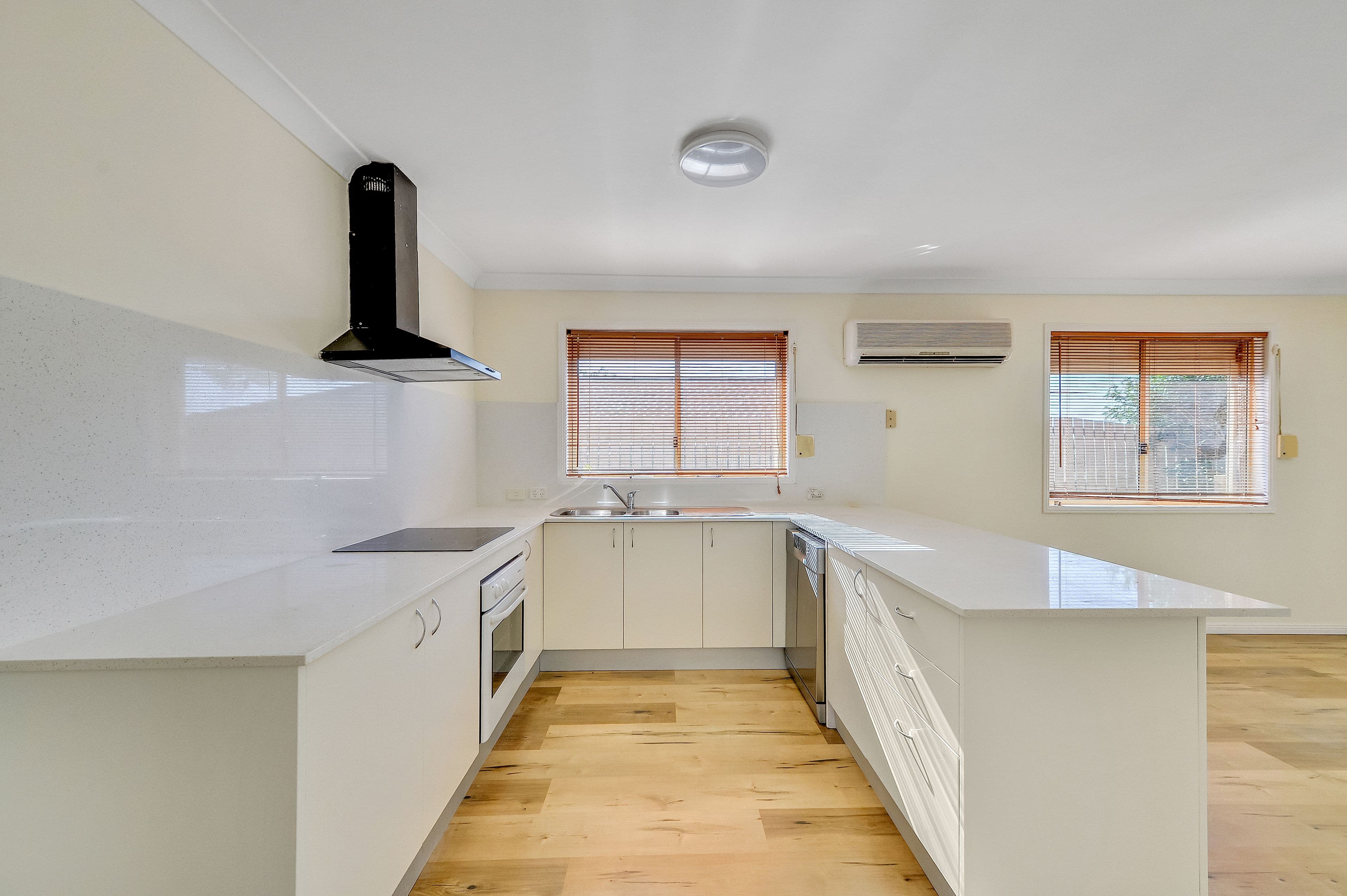 6 Newstead Crescent, REDBANK PLAINS QLD 4301, Redbank Plains - Thumbnail 8