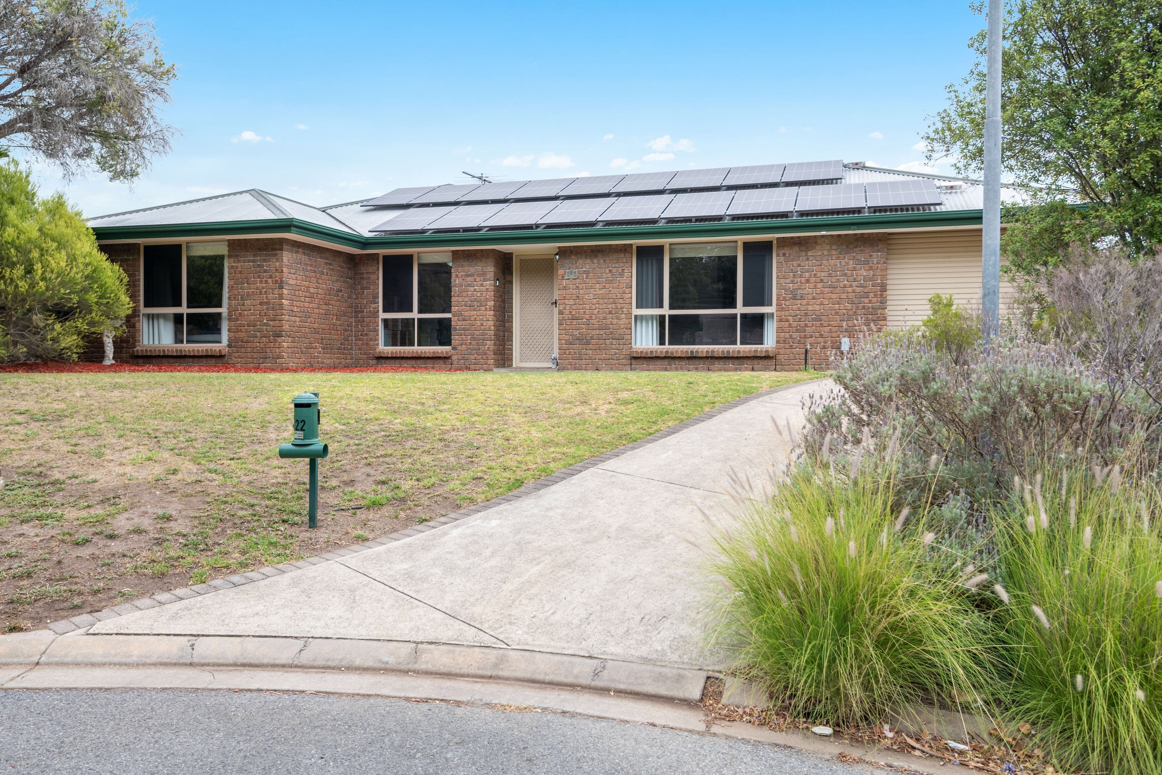 22 Shropshire Close, Old Reynella SA 5161, Old Reynella - Thumbnail 2