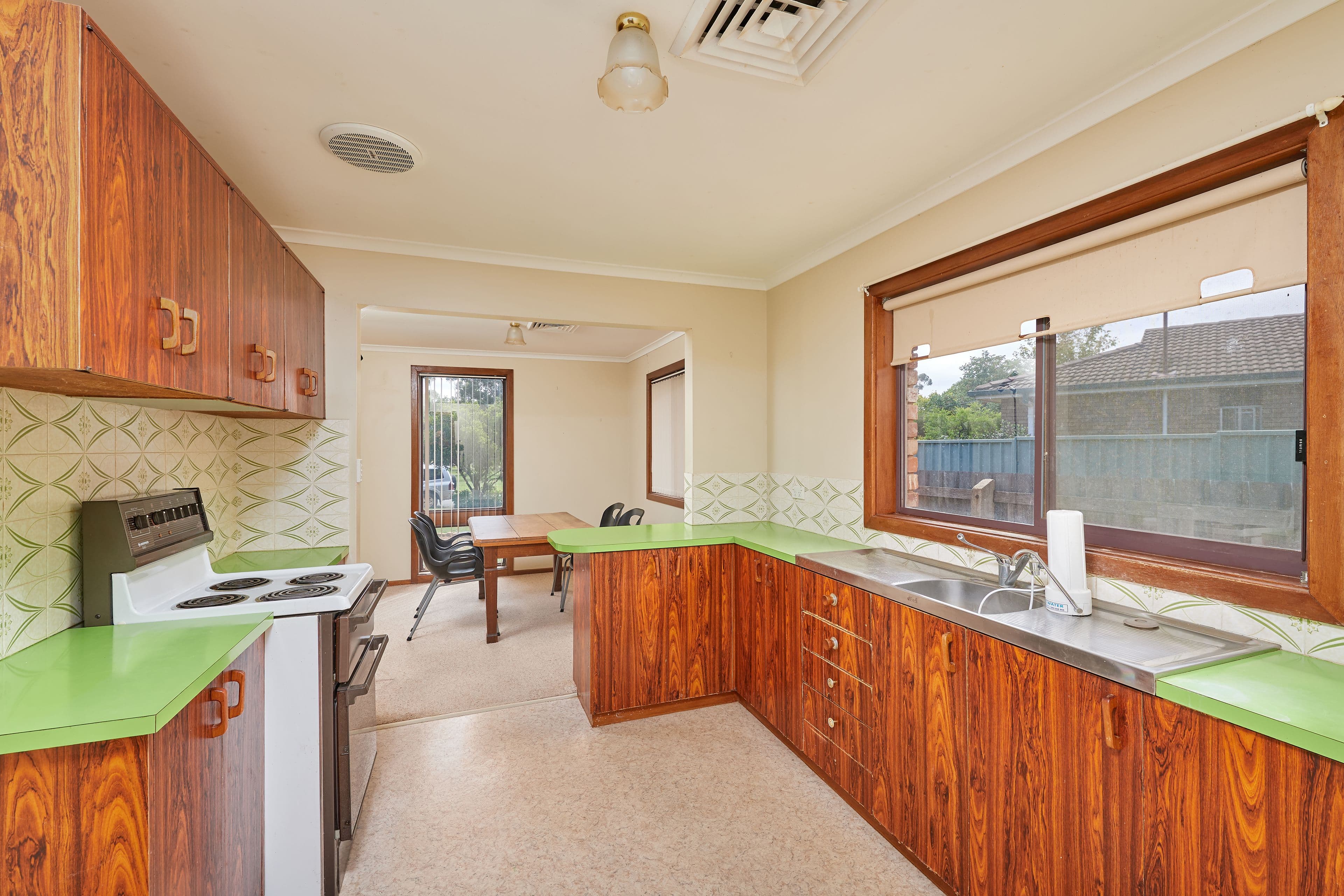 4 Jacaranda Avenue, Coolamon NSW 2701, Coolamon - Thumbnail 2