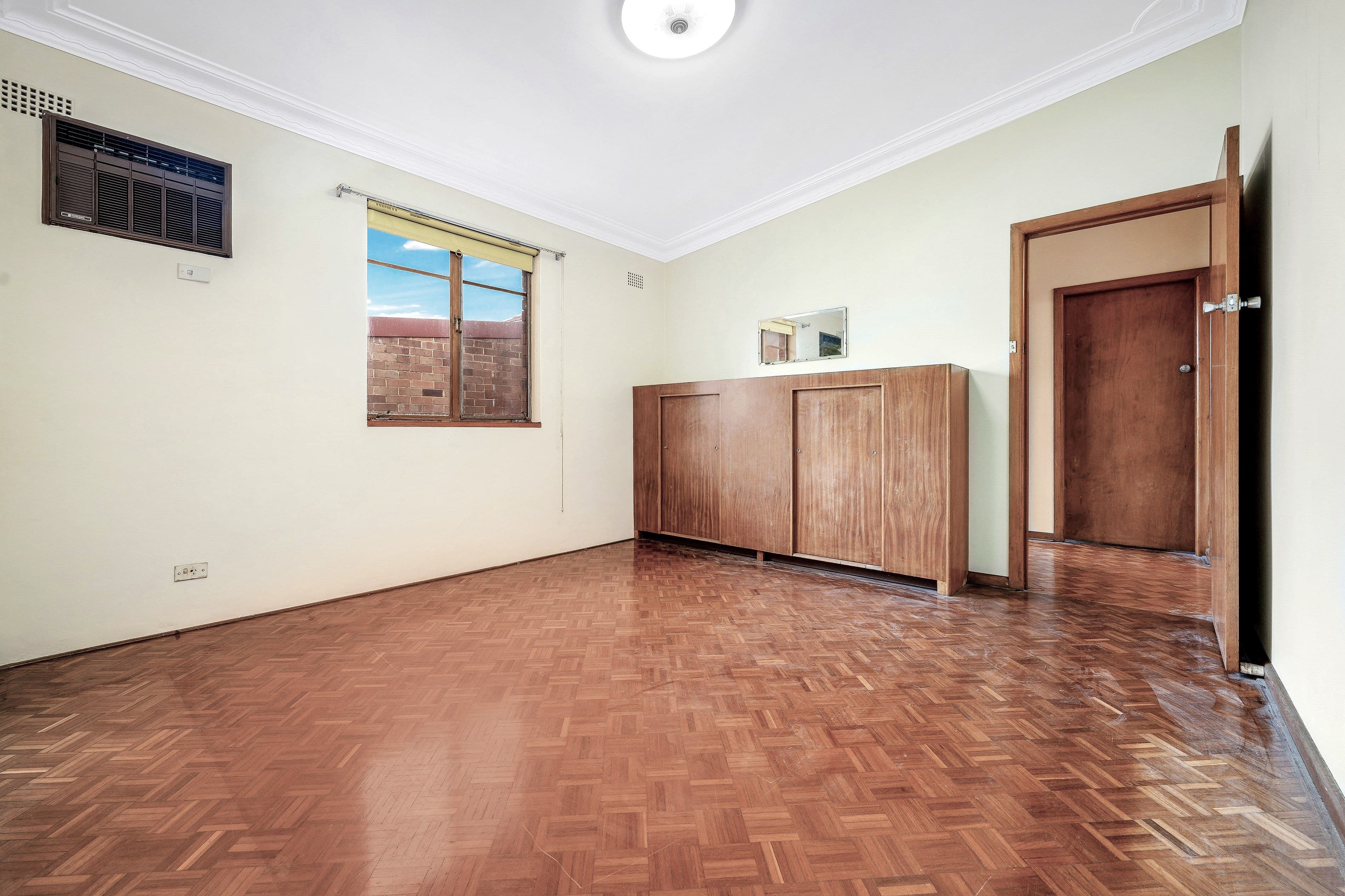 124 Broadarrow Road, Narwee NSW 2209, Narwee - Thumbnail 4