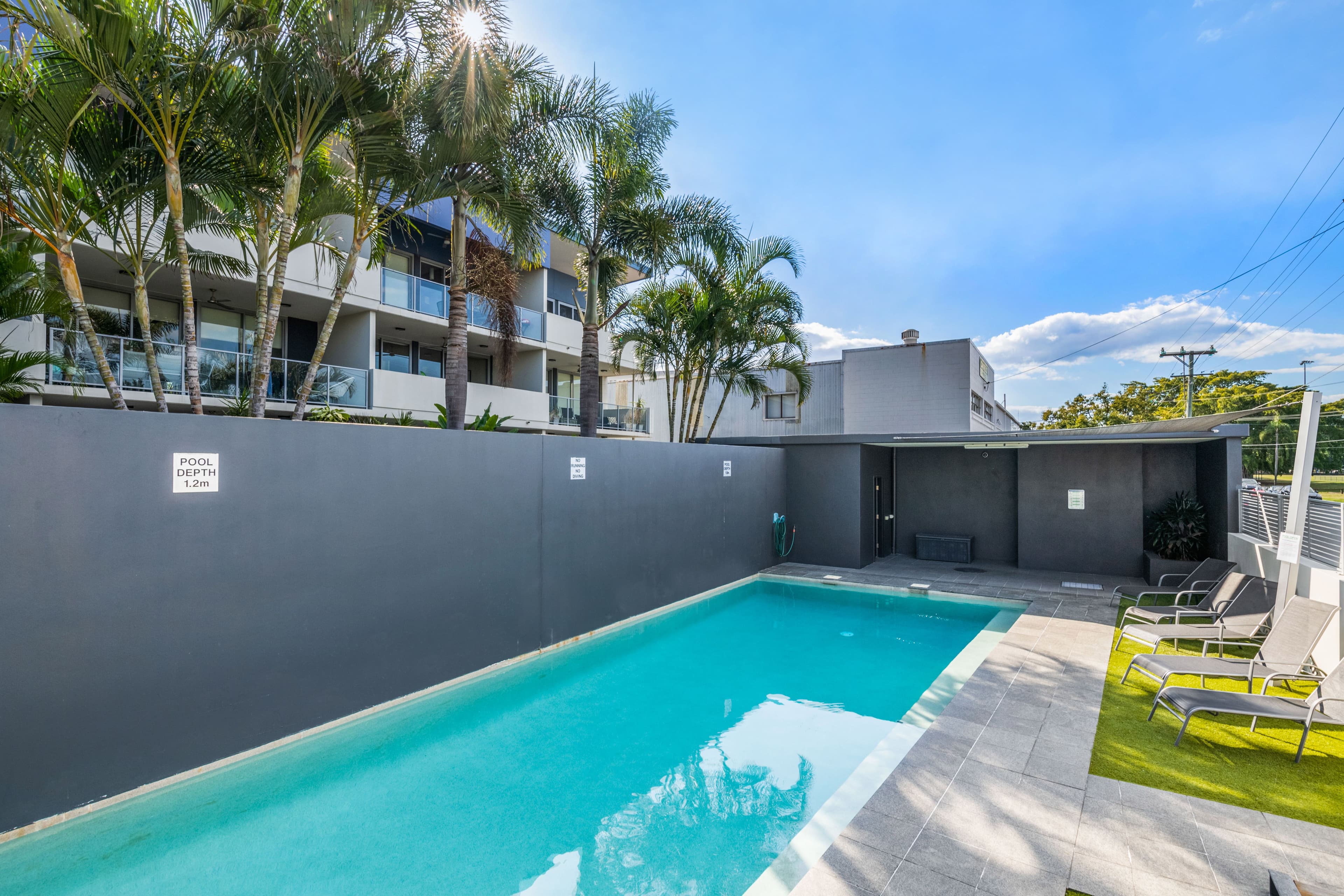 70 Love Street, Bulimba QLD 4171, Bulimba - Thumbnail 2