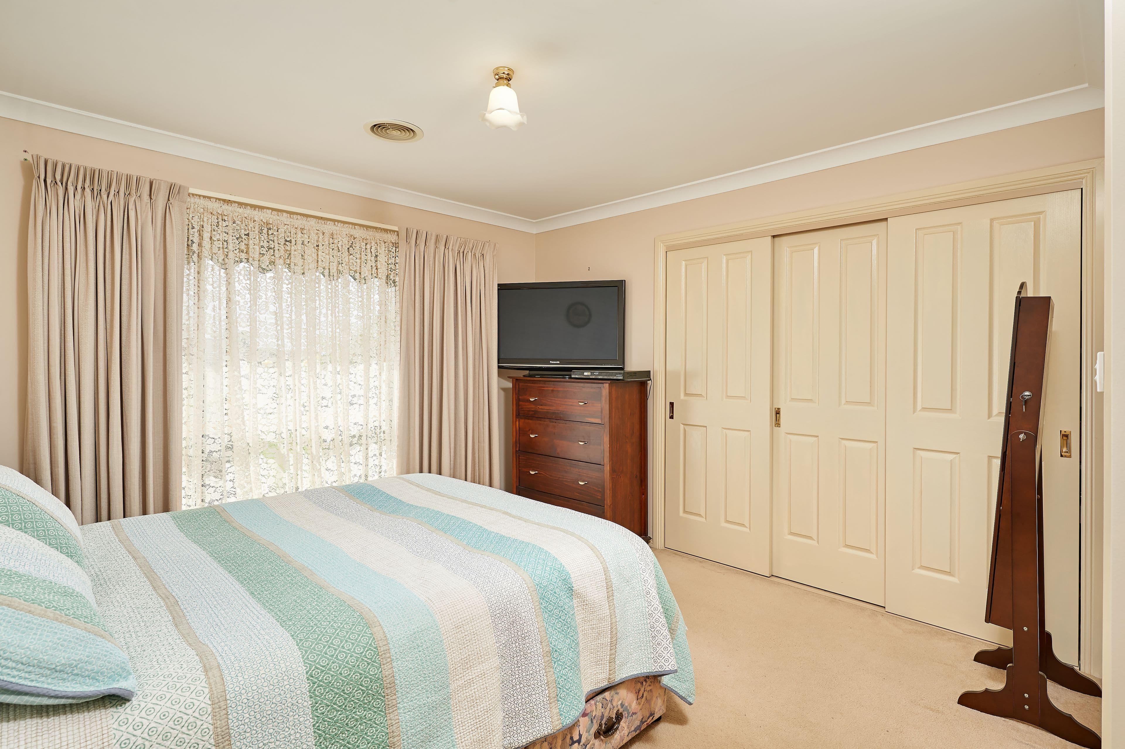 16 Wonkana Road, Glenfield Park - Thumbnail 5