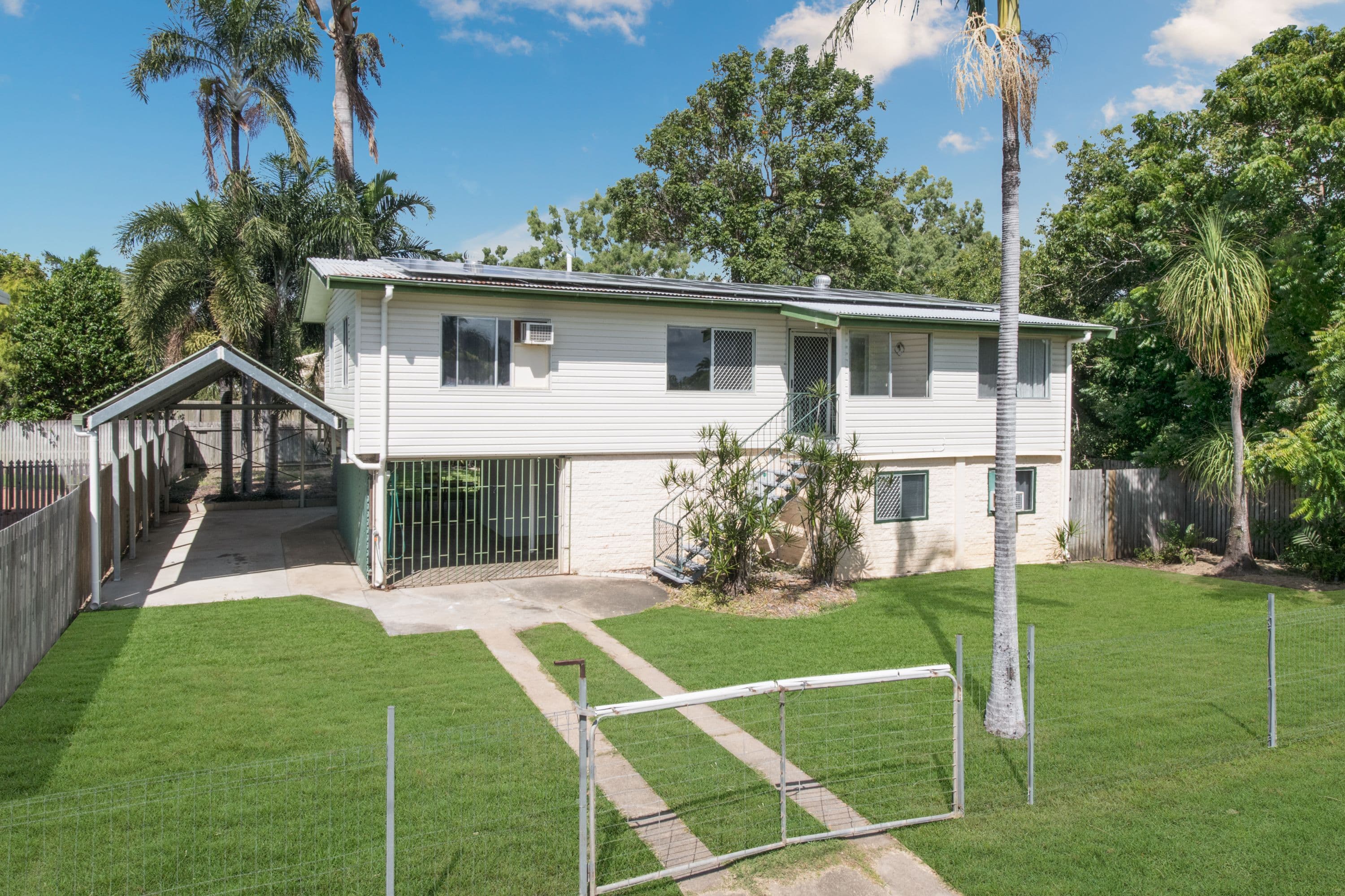 44 Choonda Street, Cranbrook QLD 4814, Cranbrook - Image 1