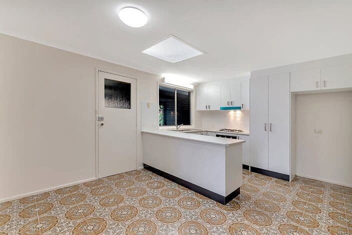 14 Tantani Avenue, Green Valley - Thumbnail 3