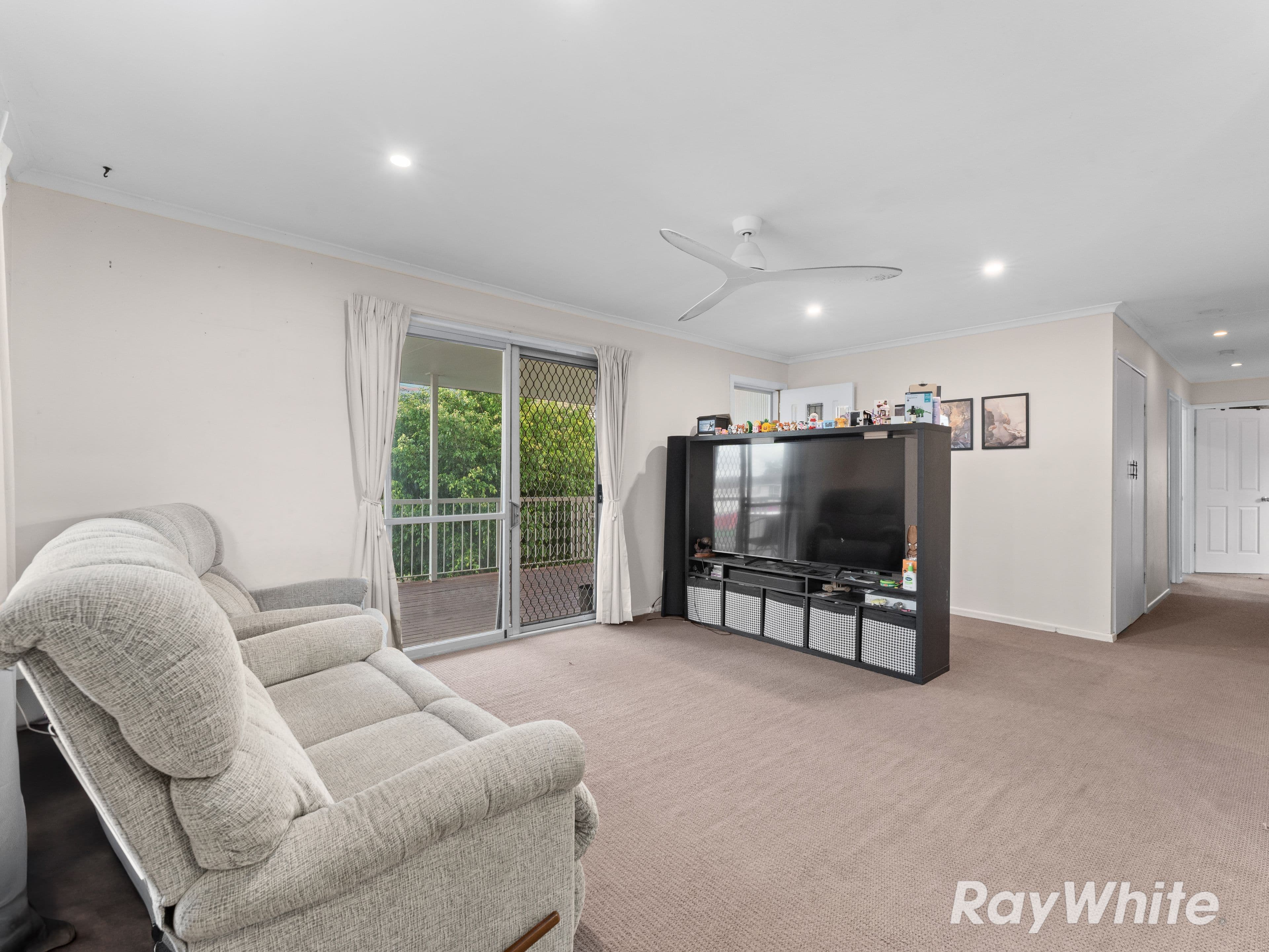 19 Rumsey Drive, Raceview QLD 4305, Raceview - Thumbnail 5