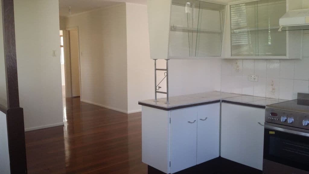 32 Tessman Street, Riverview QLD 4303, Riverview - Thumbnail 2