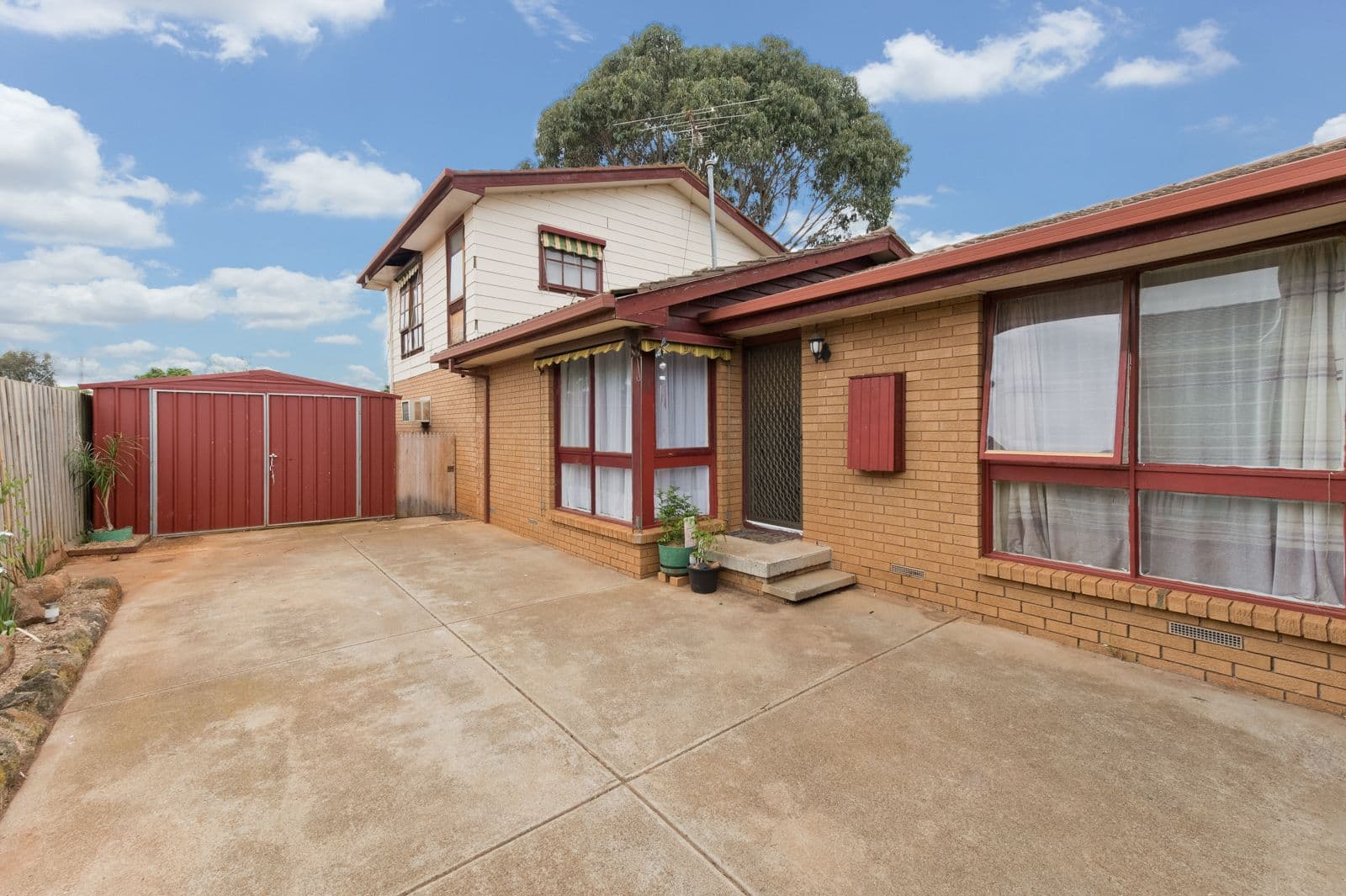 20 Wentworth Road, Melton South VIC 3338, Melton South - Thumbnail 2