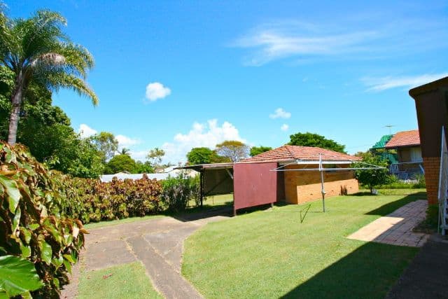 1 Edith Street, MARGATE QLD 4019, Margate - Thumbnail 2
