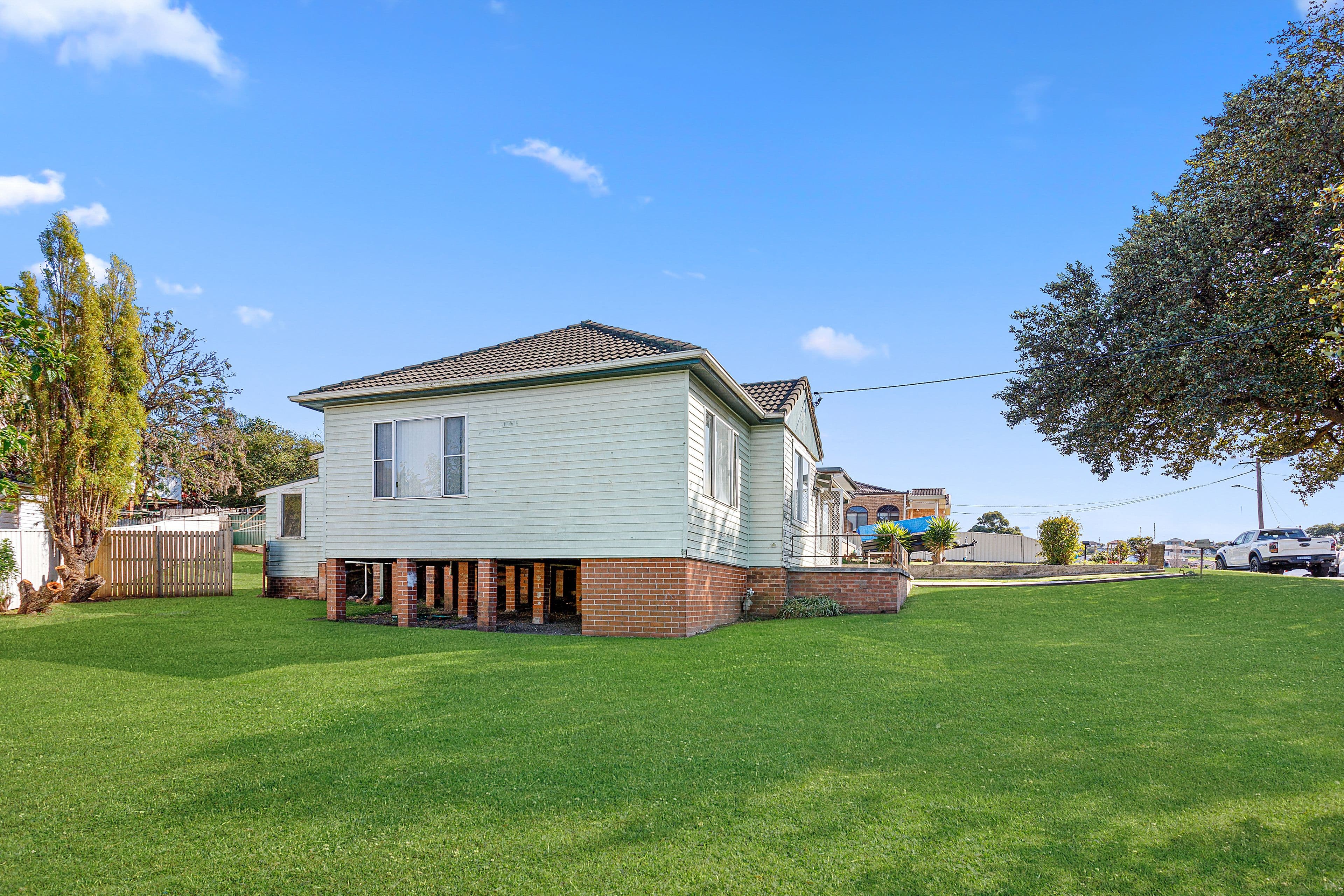 54 Ranchby Avenue, Lake Heights NSW 2502, Lake Heights - Thumbnail 2