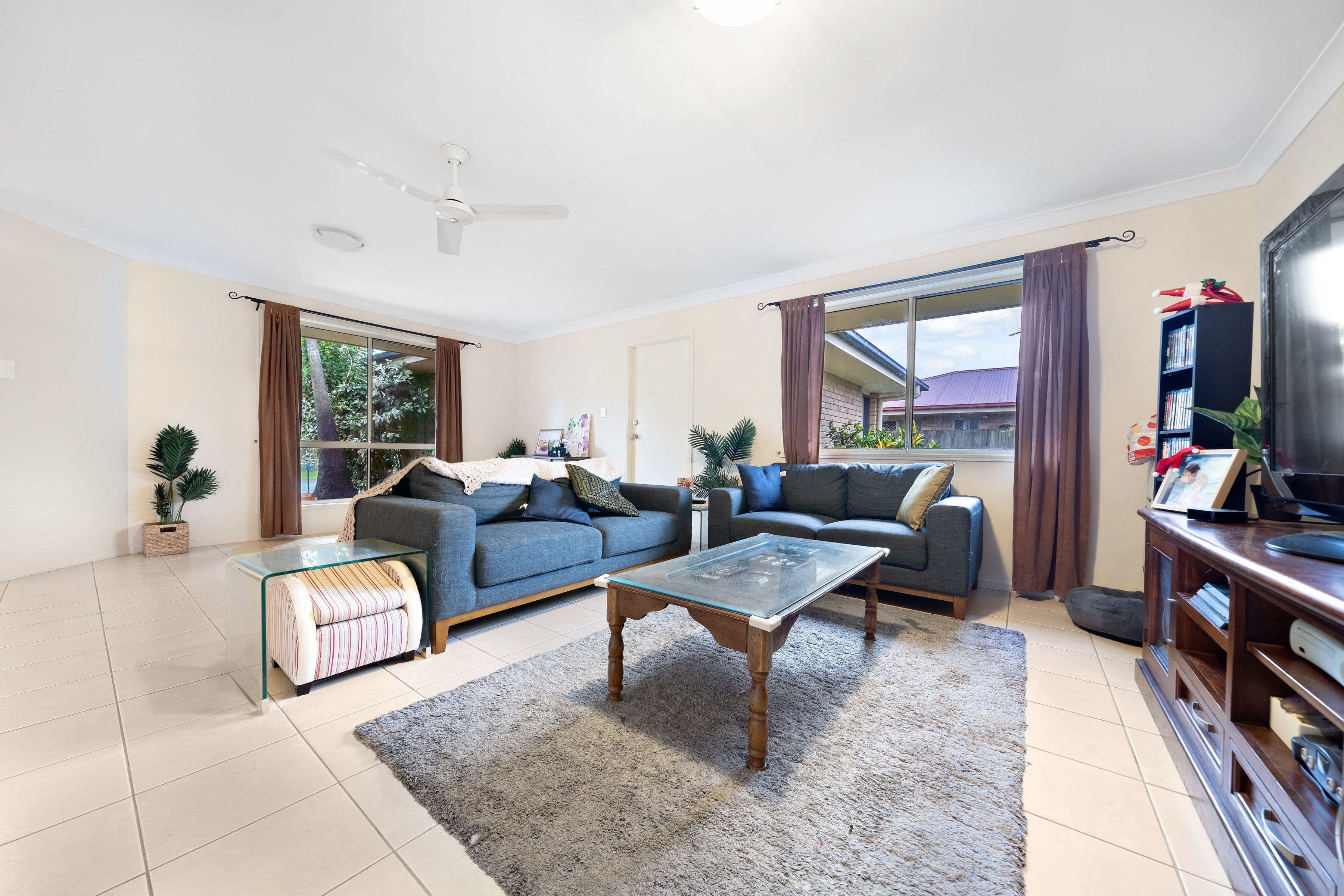 22 Lincoln Court, Heritage Park QLD 4118, Heritage Park - Thumbnail 2