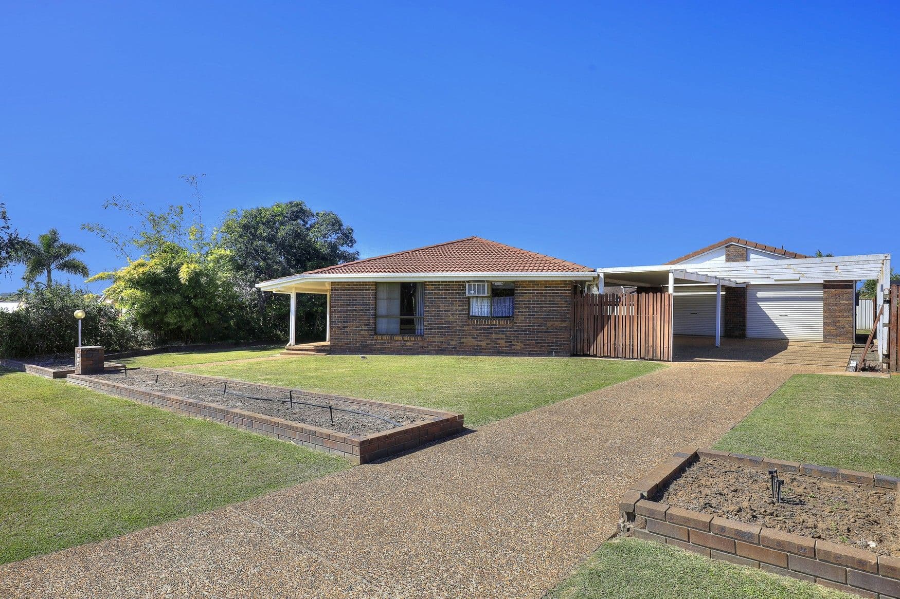 4 Smiths Road, Avoca QLD 4670, Avoca - Thumbnail 2