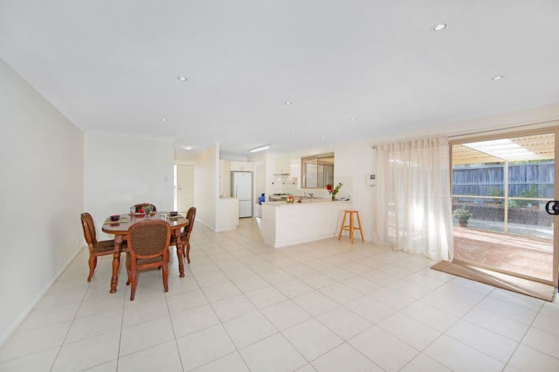 7 Churchill Street, BATEAU BAY NSW 2261, Bateau Bay - Thumbnail 2