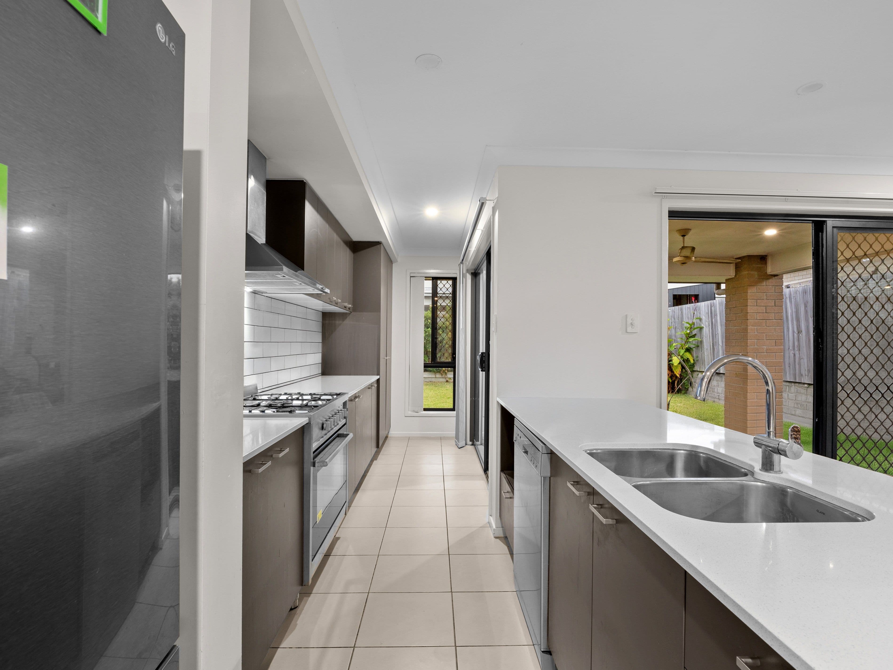 6 Lomond Street, South Ripley QLD 4306, South Ripley - Thumbnail 6