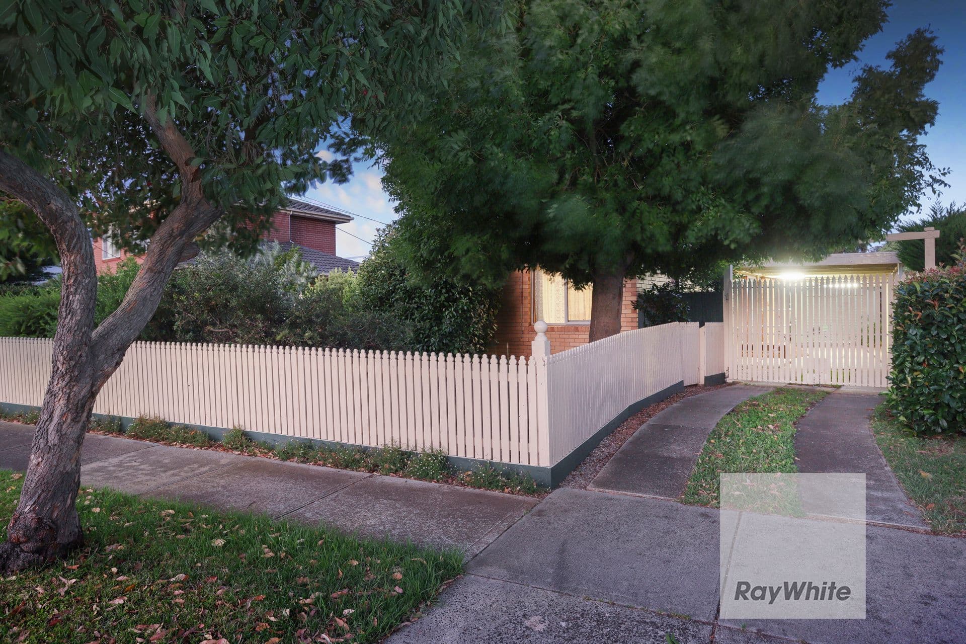 42 Linacre Crescent, Gladstone Park VIC 3043, Gladstone Park - Thumbnail 5