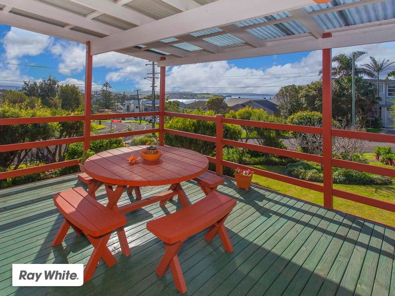 12 North Kiama Drive, Kiama Downs - Image 1