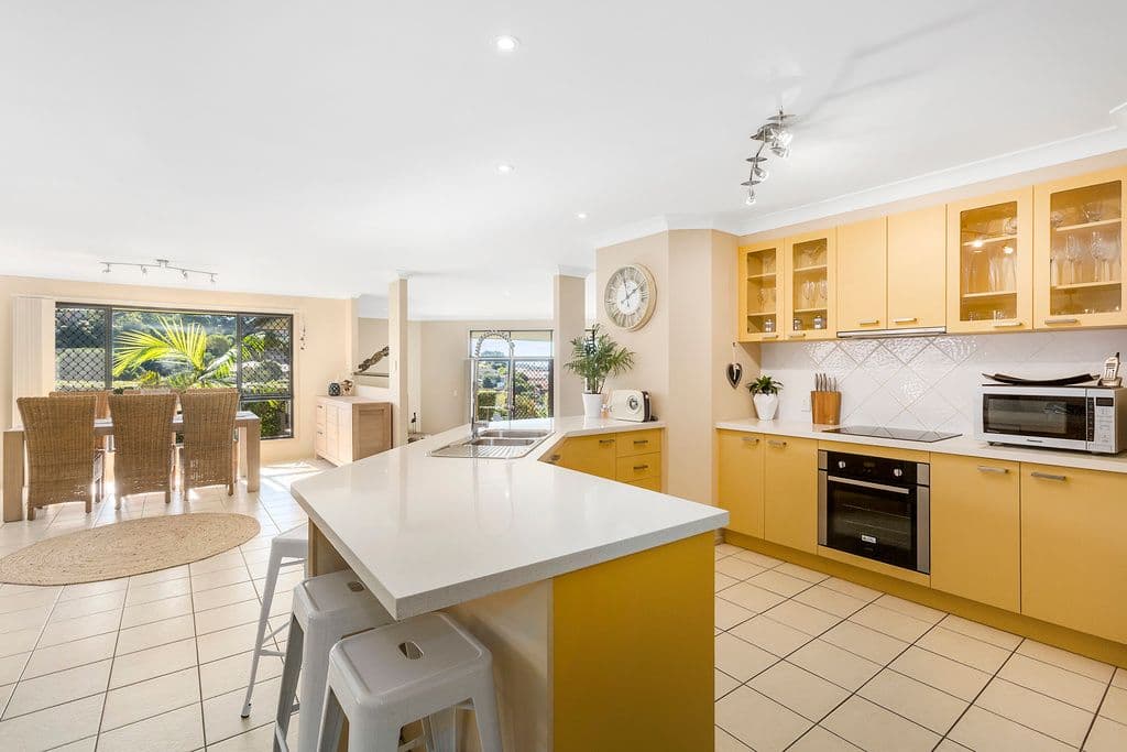 17 Grassmere Court, Banora Point NSW 2486, Banora Point - Thumbnail 4
