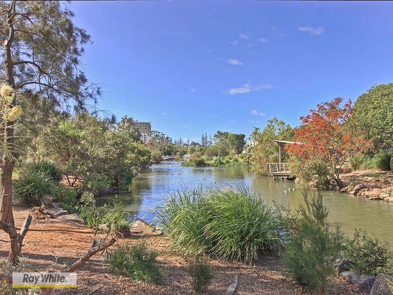 1 McNaughton Street, REDCLIFFE QLD 4020, Redcliffe - Thumbnail 2