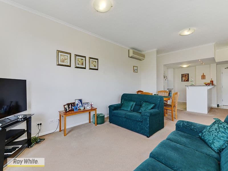 1 McNaughton Street, REDCLIFFE QLD 4020, Redcliffe - Thumbnail 5