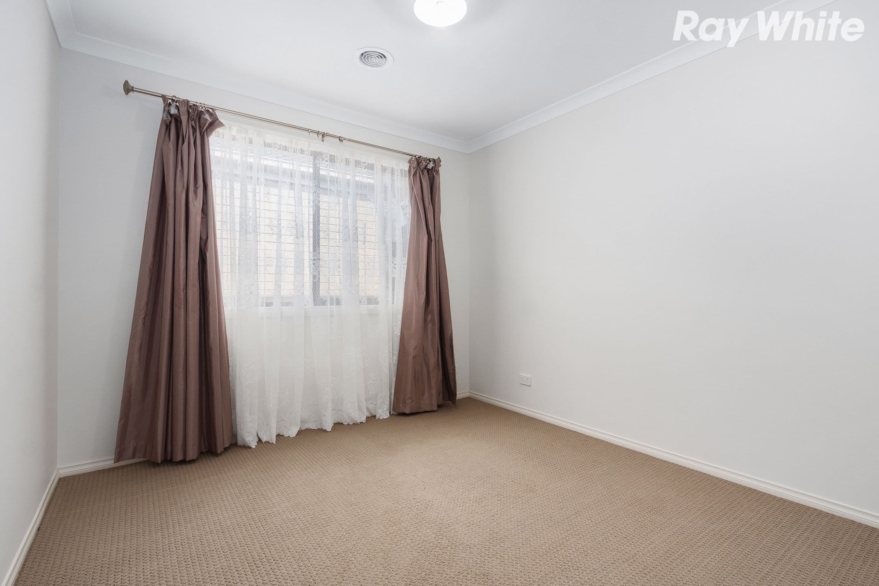 20 Melissa Way, Pakenham VIC 3810, Pakenham - Thumbnail 7