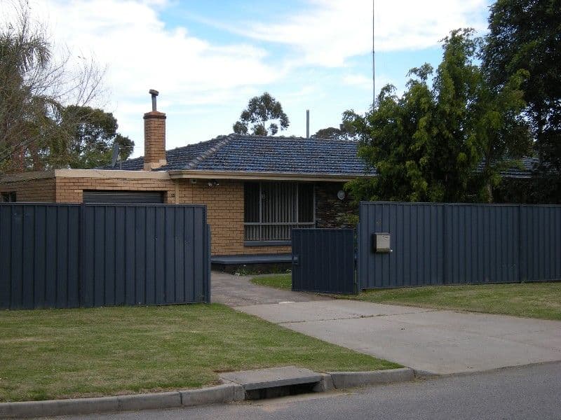 17 James Street, ARMADALE WA 6112, Armadale - Thumbnail 2