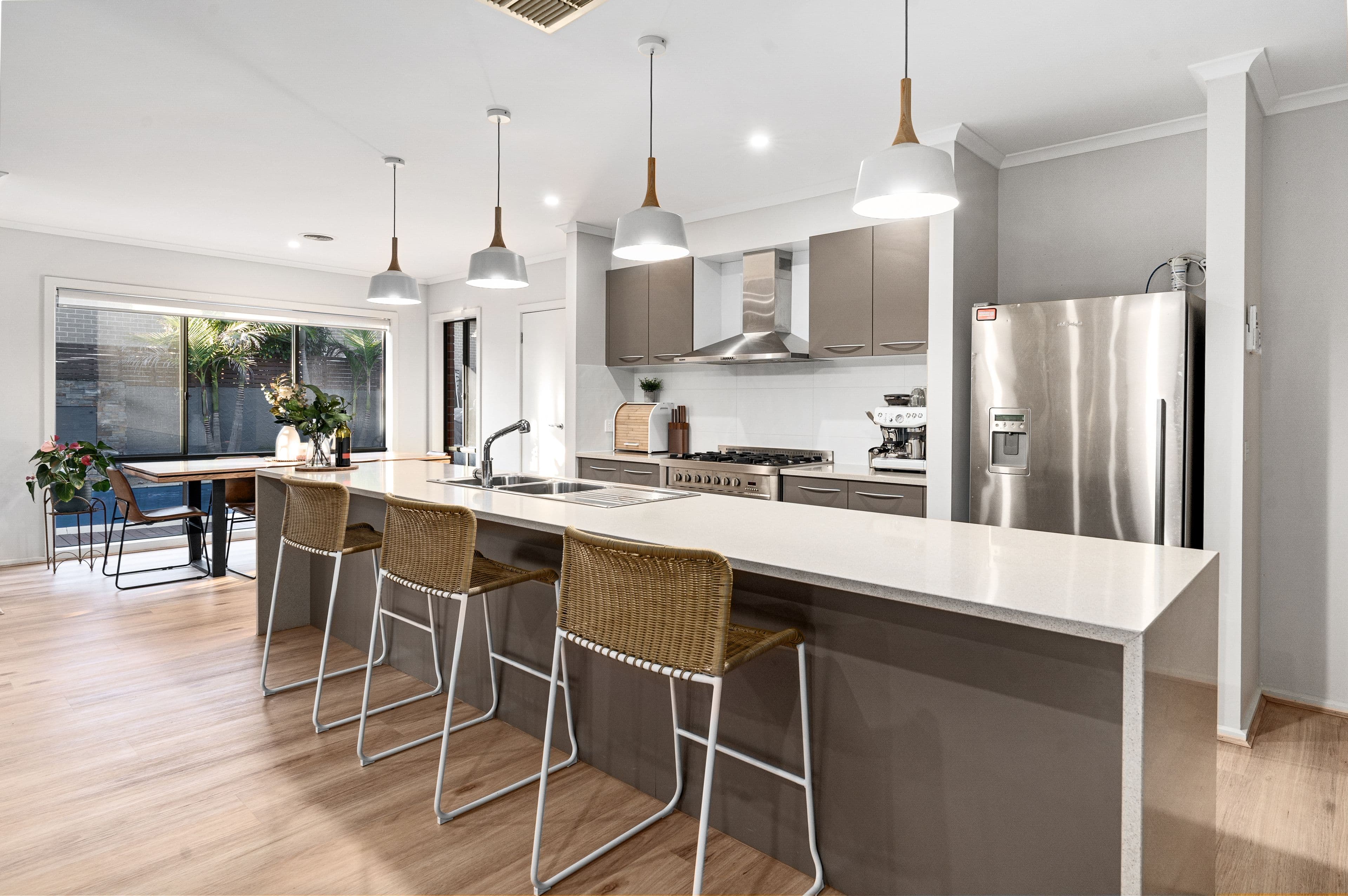 272 Flaxen Hills Road, Doreen VIC 3754, Doreen - Thumbnail 2
