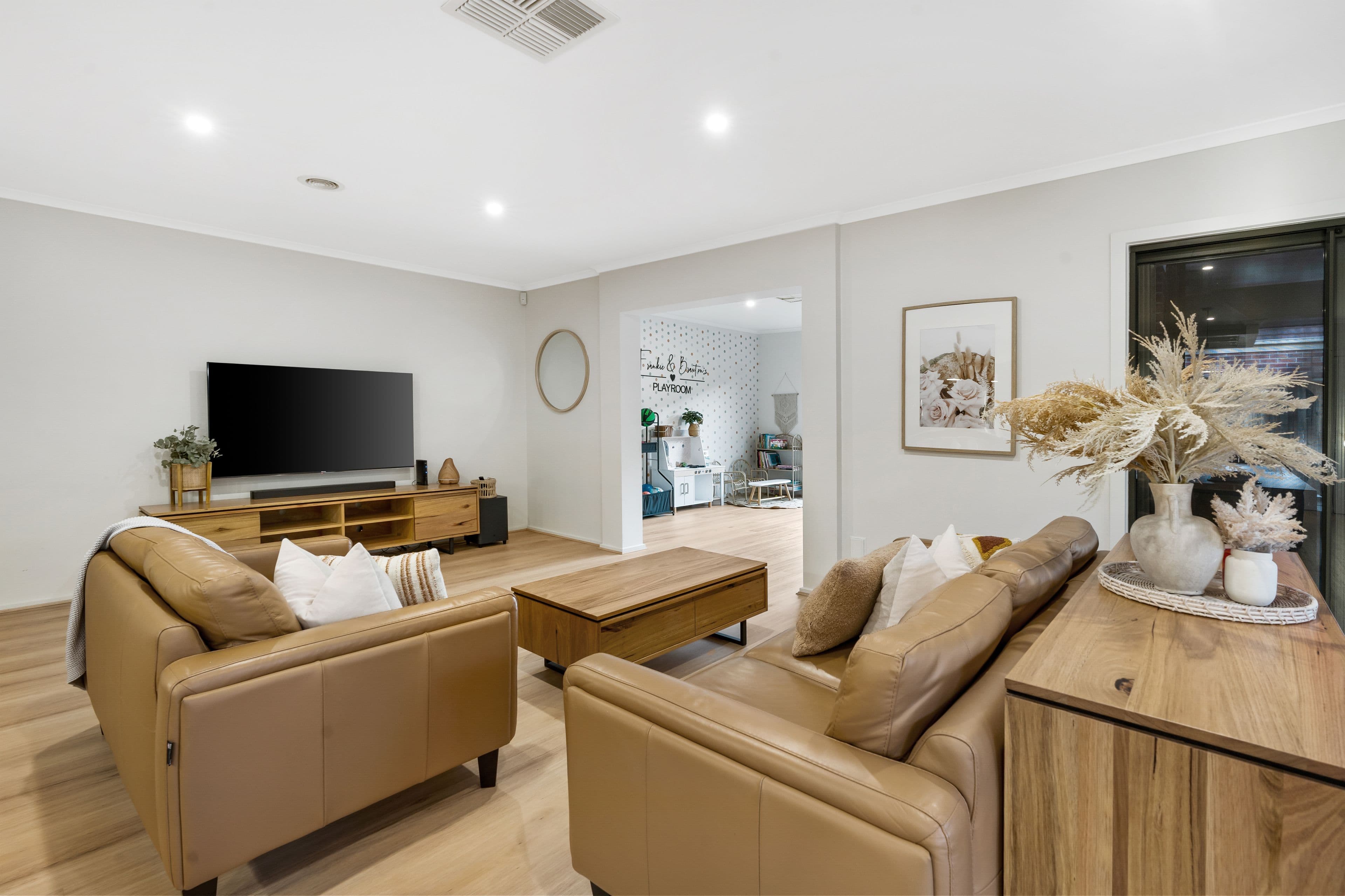 272 Flaxen Hills Road, Doreen VIC 3754, Doreen - Thumbnail 4