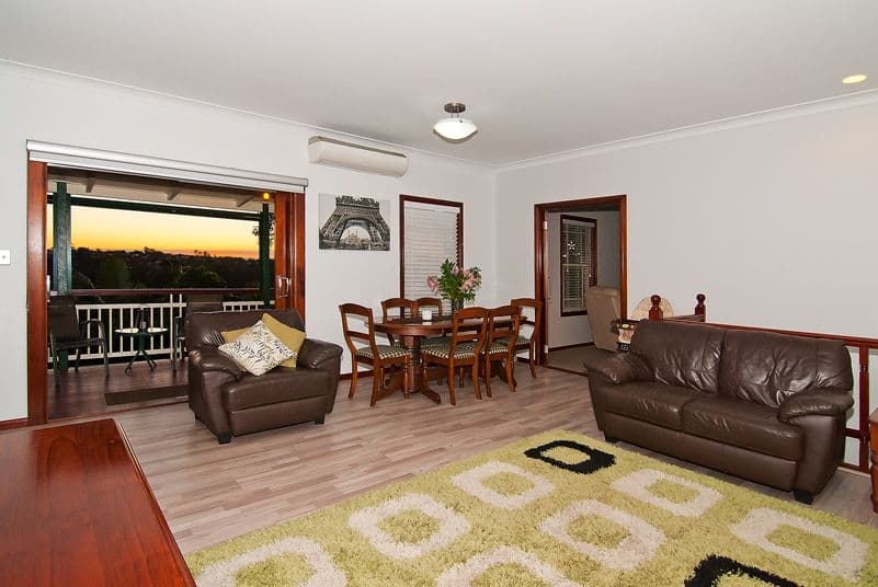 3 Parkana Court, ROCHEDALE SOUTH QLD 4123, Rochedale South - Thumbnail 3