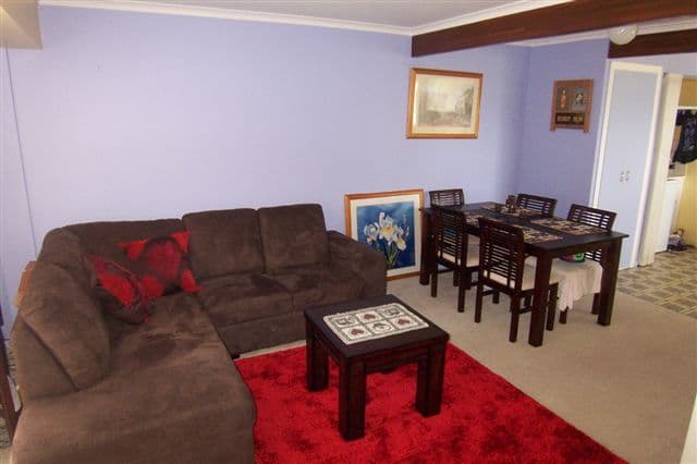  2 Benjamin Street, MOUNT LOFTY QLD 4350, Mount Lofty - Thumbnail 3