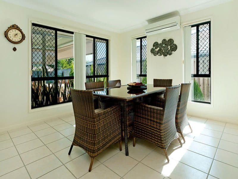 5 Taske Rise, PACIFIC PINES QLD 4211, Pacific Pines - Thumbnail 4