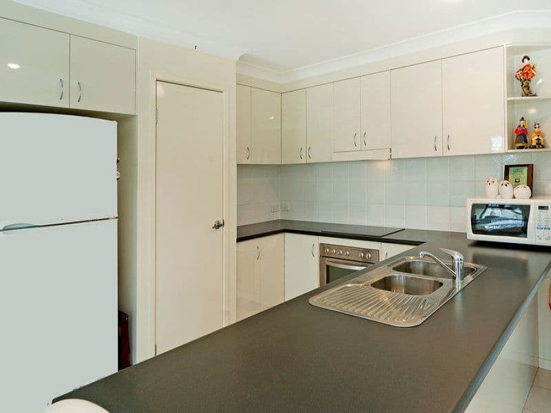 5 Taske Rise, PACIFIC PINES QLD 4211, Pacific Pines - Thumbnail 6