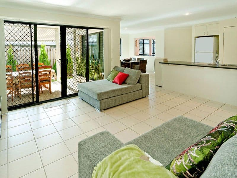 5 Taske Rise, PACIFIC PINES QLD 4211, Pacific Pines - Thumbnail 7