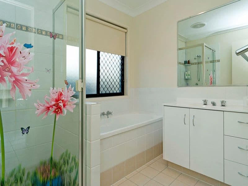 5 Taske Rise, PACIFIC PINES QLD 4211, Pacific Pines - Thumbnail 8