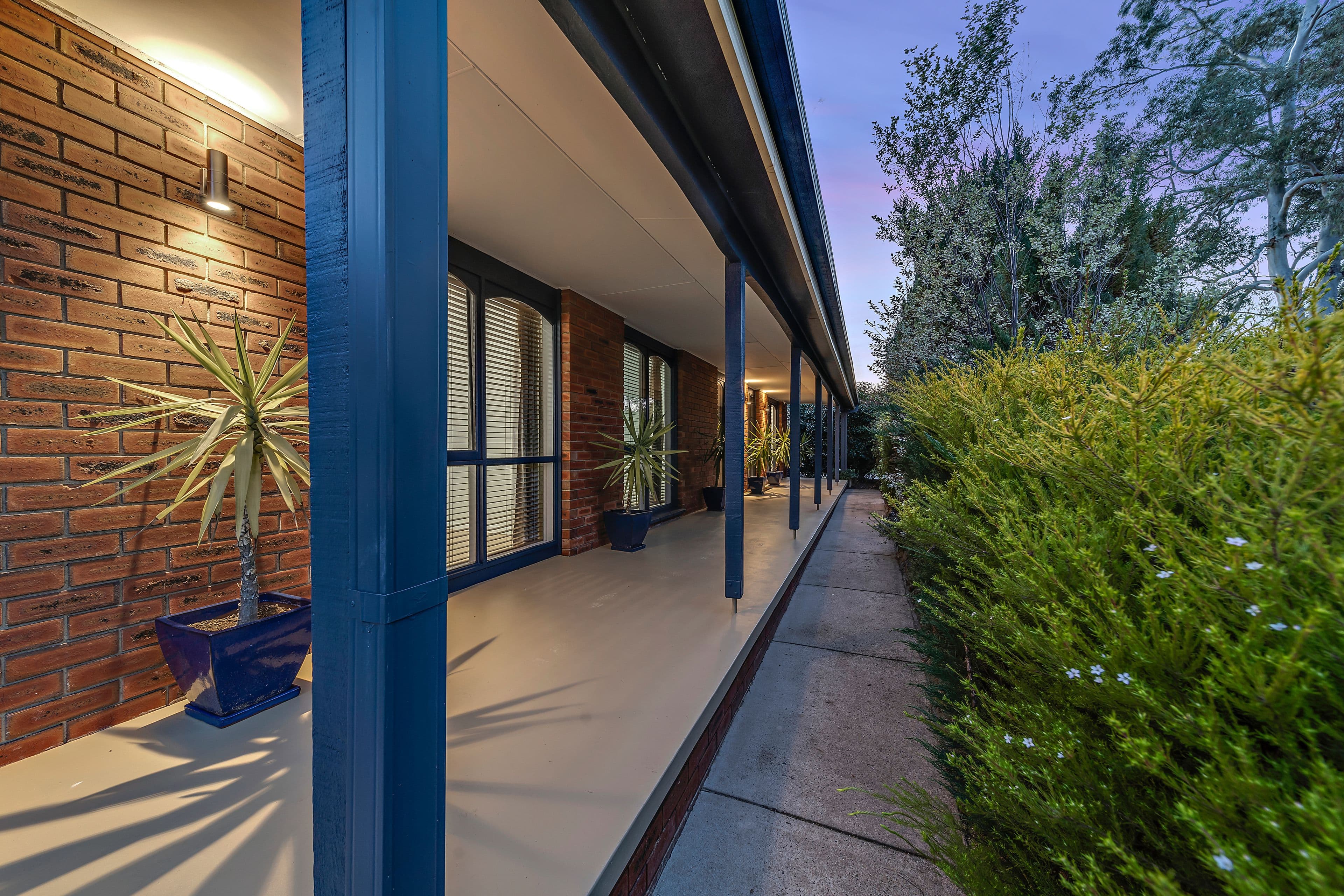 22 Crichton Crescent, Kambah ACT 2902, Kambah - Thumbnail 2