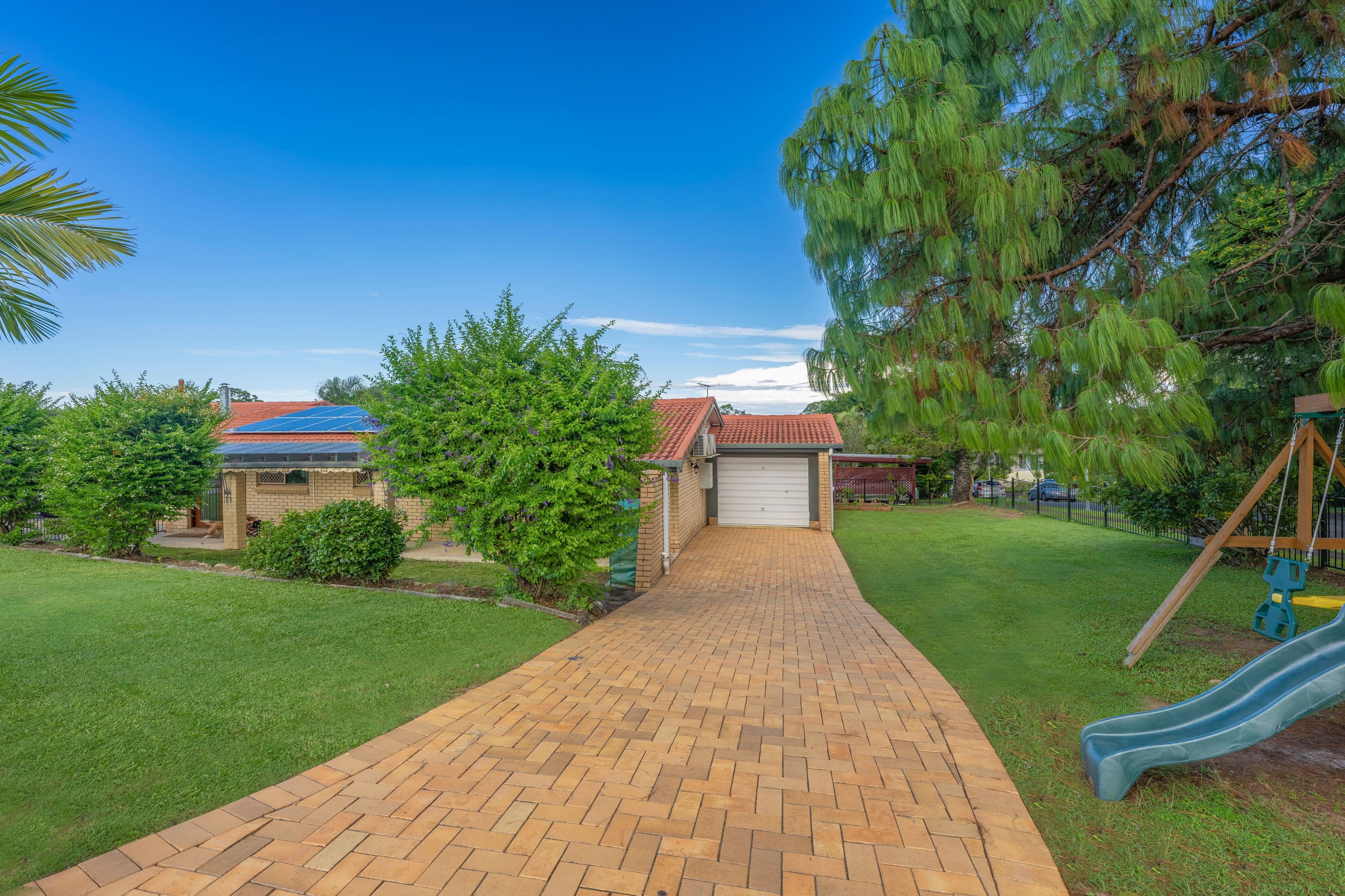 2 Redleaf Street, Mansfield QLD 4122, Mansfield - Thumbnail 4