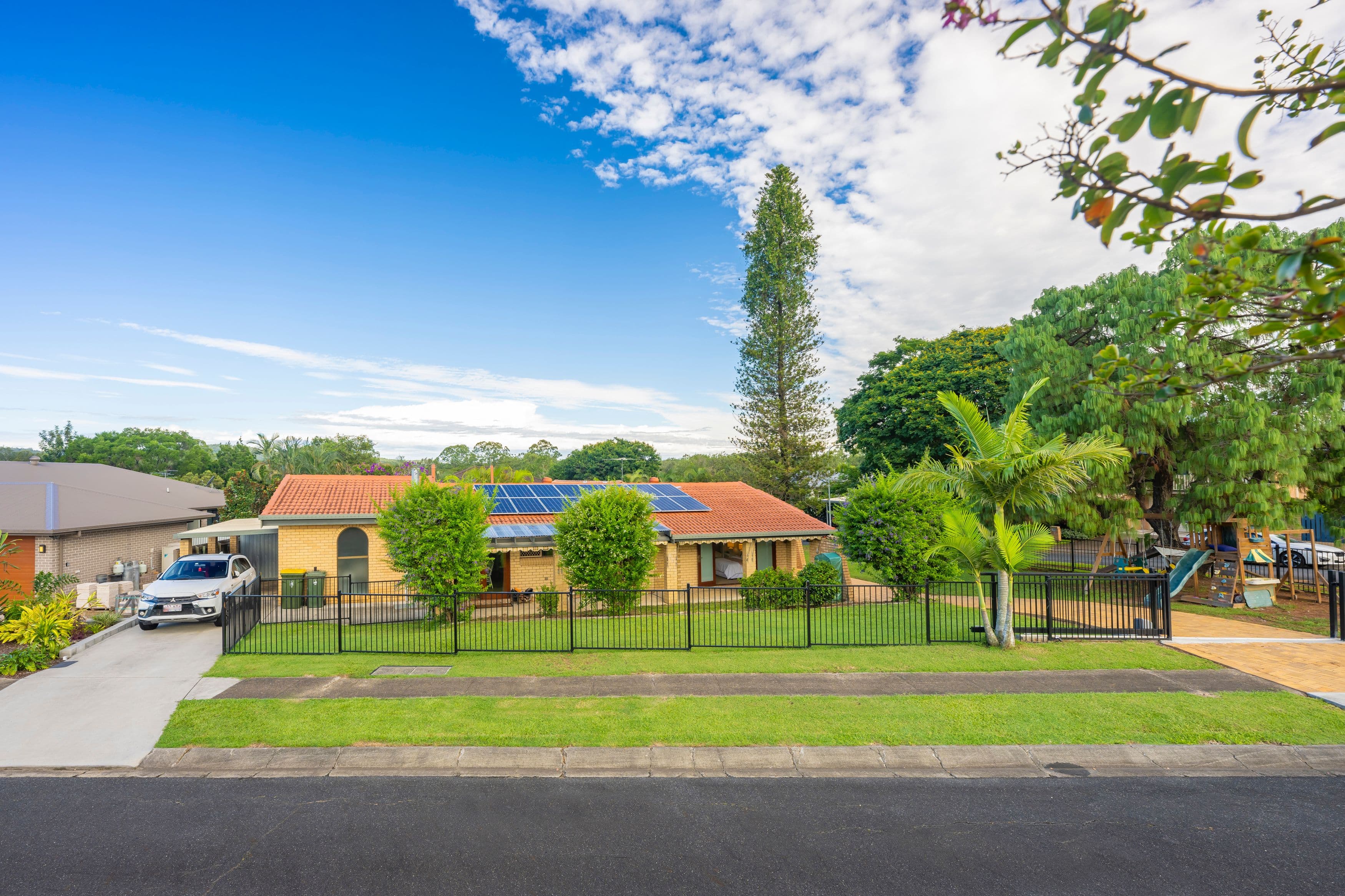 2 Redleaf Street, Mansfield QLD 4122, Mansfield - Thumbnail 5
