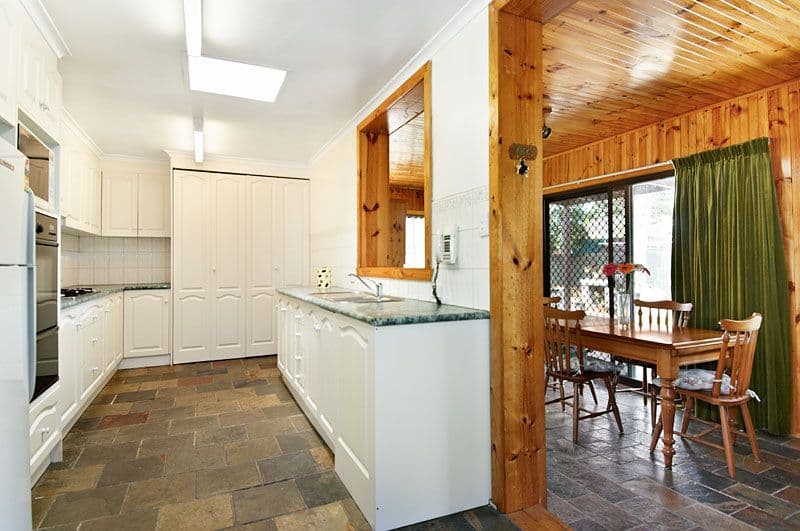 513 Grimshaw Street, BUNDOORA VIC 3083, Bundoora - Thumbnail 6