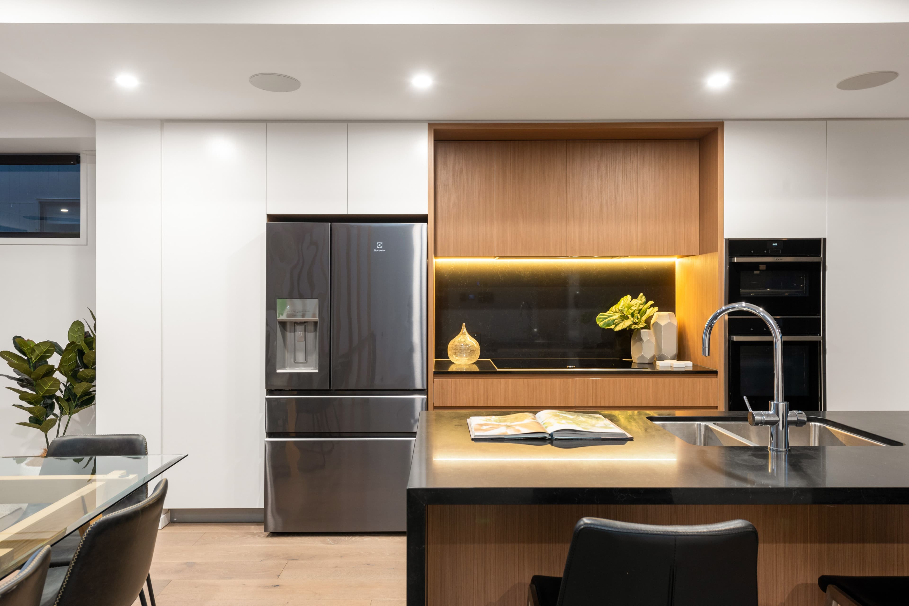 66 Illowra Street, The Gap QLD 4061, The Gap - Thumbnail 4