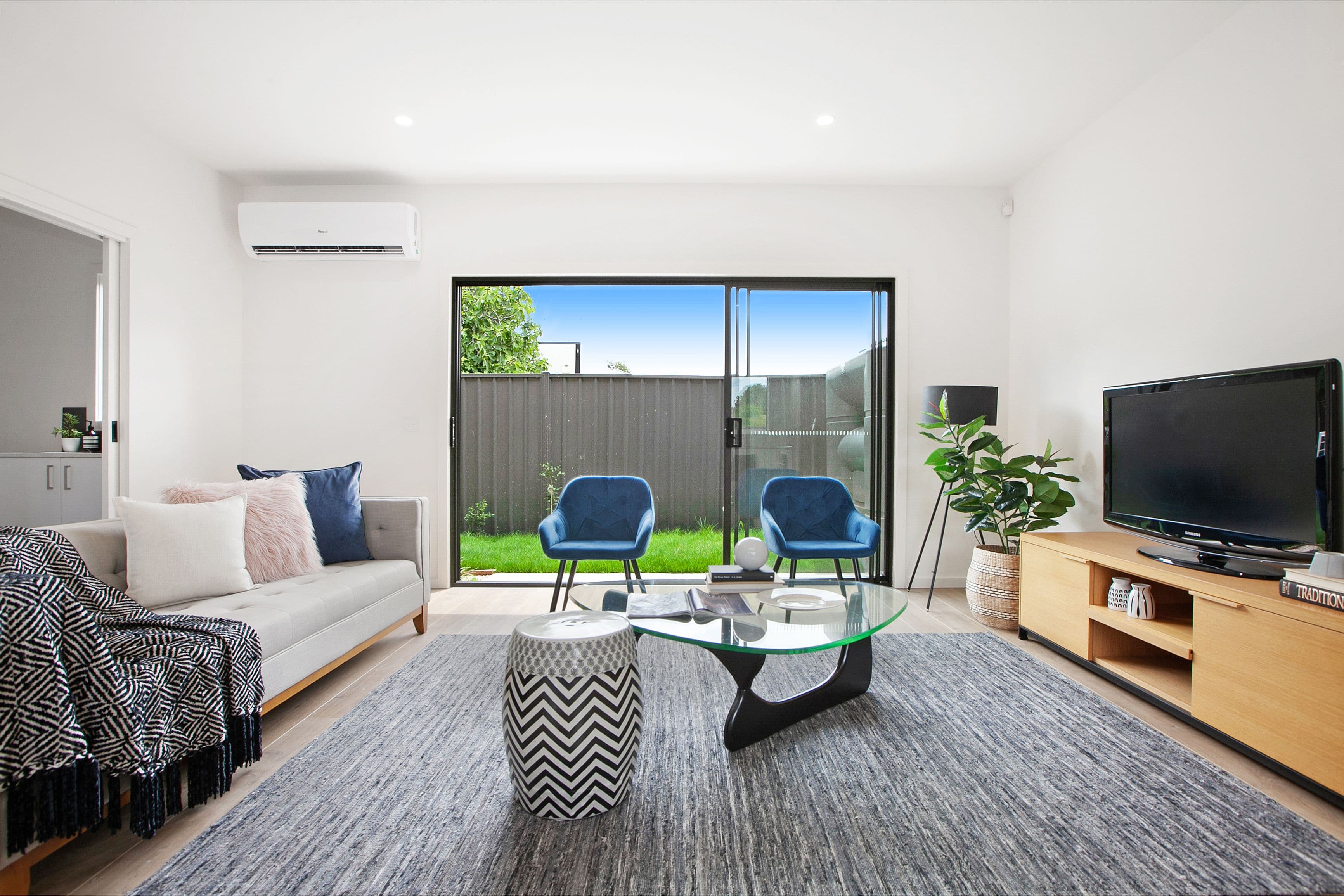 10 Wagga Road, Reservoir VIC 3073, Reservoir - Thumbnail 2