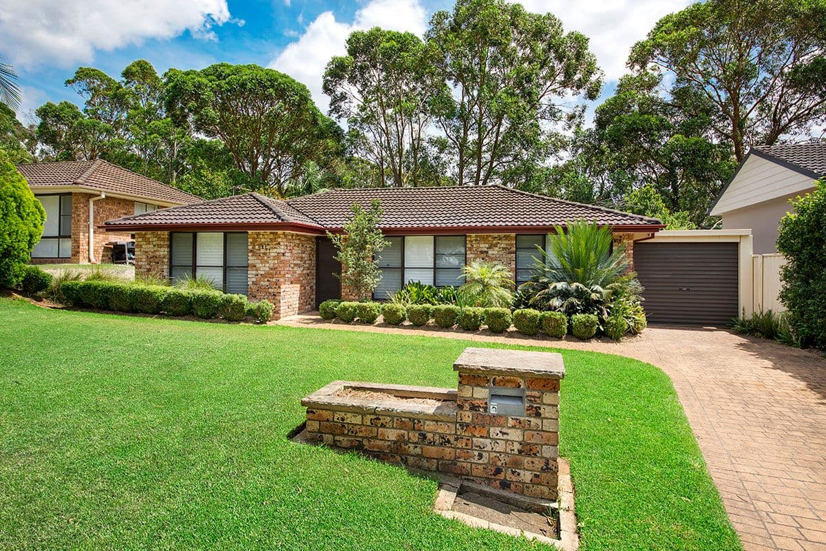 51 Akuna Avenue, Bangor - Image 1