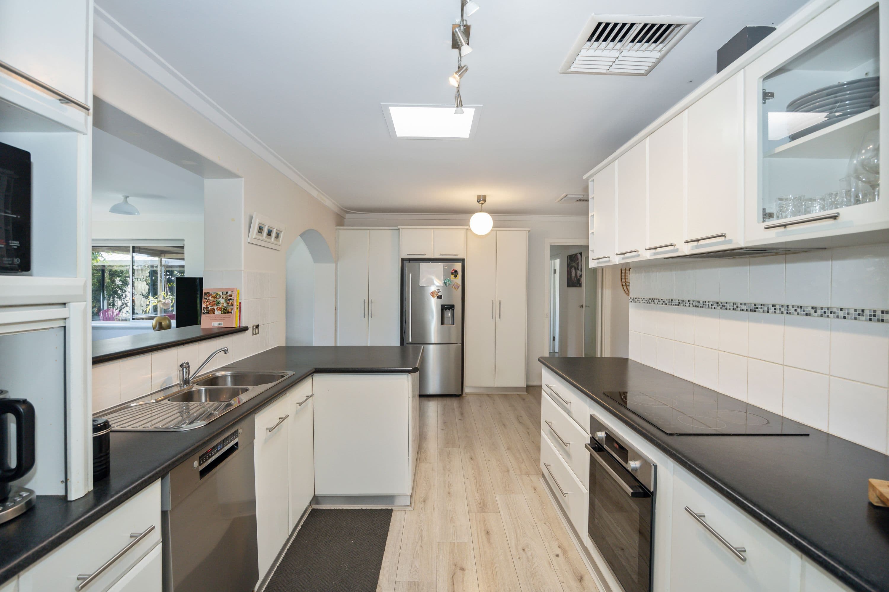 12 Somerset Street, Forrestfield WA 6058, Forrestfield - Thumbnail 3