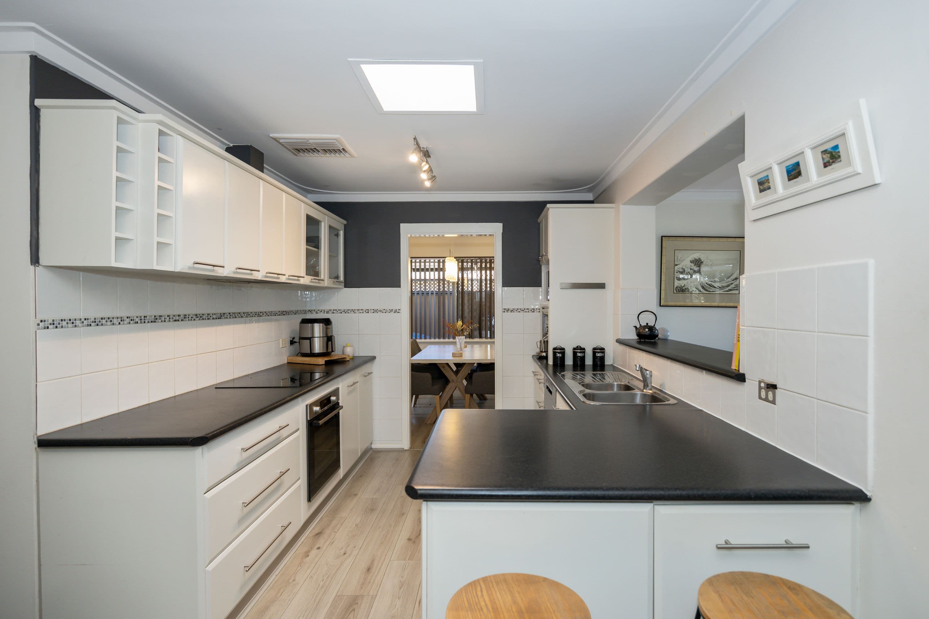 12 Somerset Street, Forrestfield WA 6058, Forrestfield - Thumbnail 5