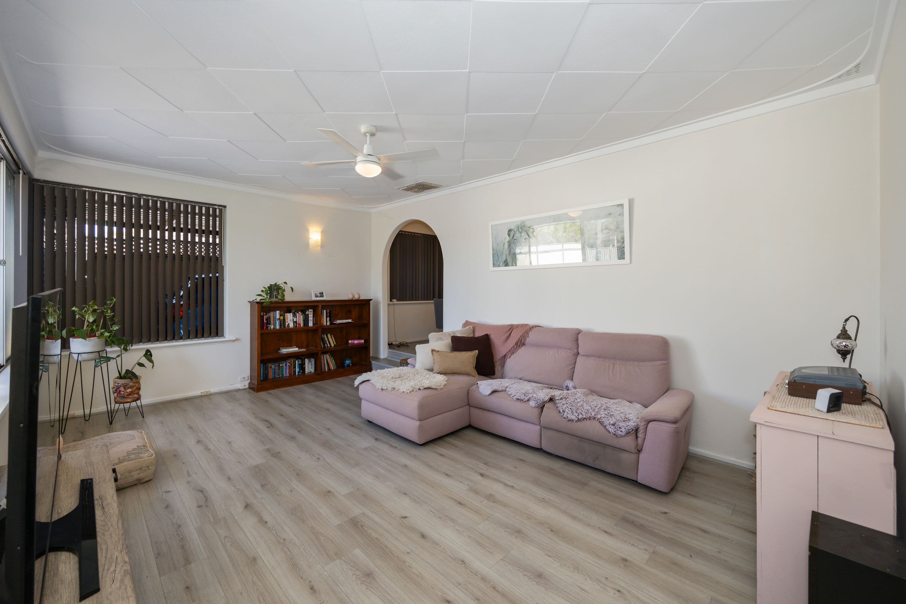 12 Somerset Street, Forrestfield WA 6058, Forrestfield - Thumbnail 7