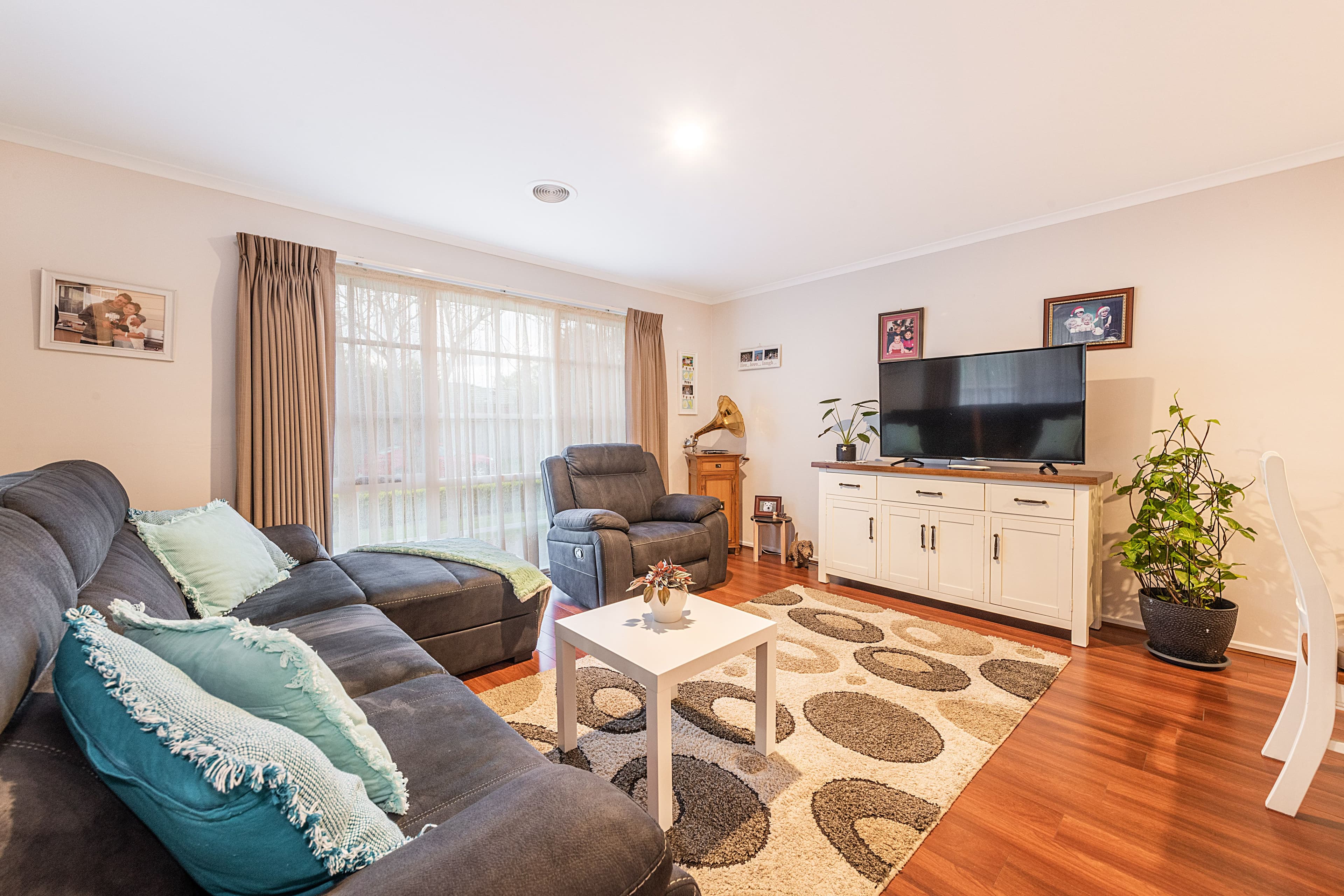 4 Kent Court, Cranbourne North VIC 3977, Cranbourne North - Thumbnail 5