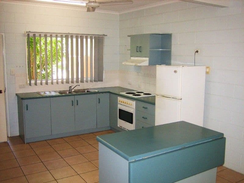 5 Eshelby Drive, CANNONVALE QLD 4802, Cannonvale - Image 1