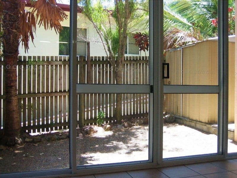 5 Eshelby Drive, CANNONVALE QLD 4802, Cannonvale - Thumbnail 2