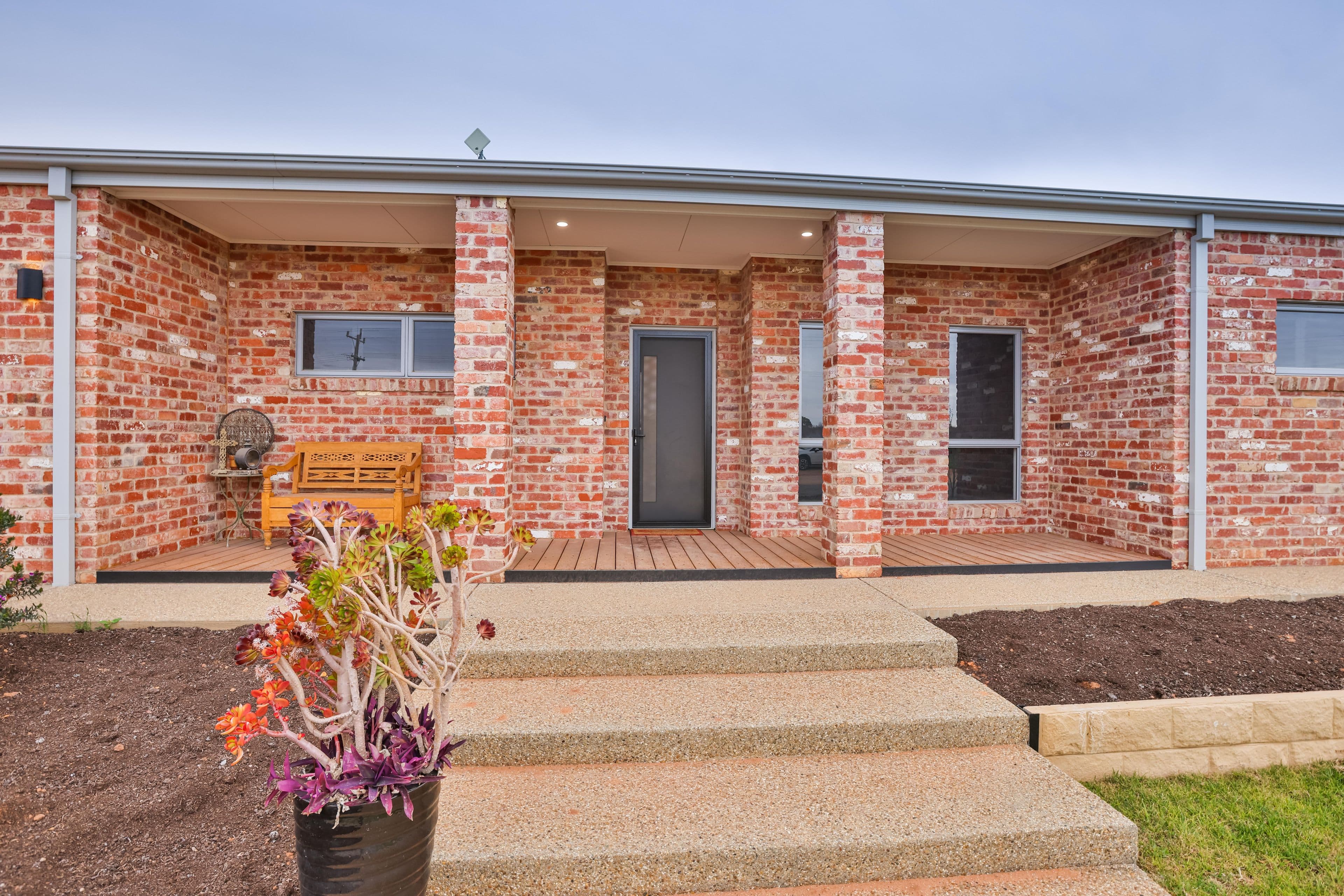 40 Barnett Road, Red Cliffs VIC 3496, Red Cliffs - Thumbnail 2