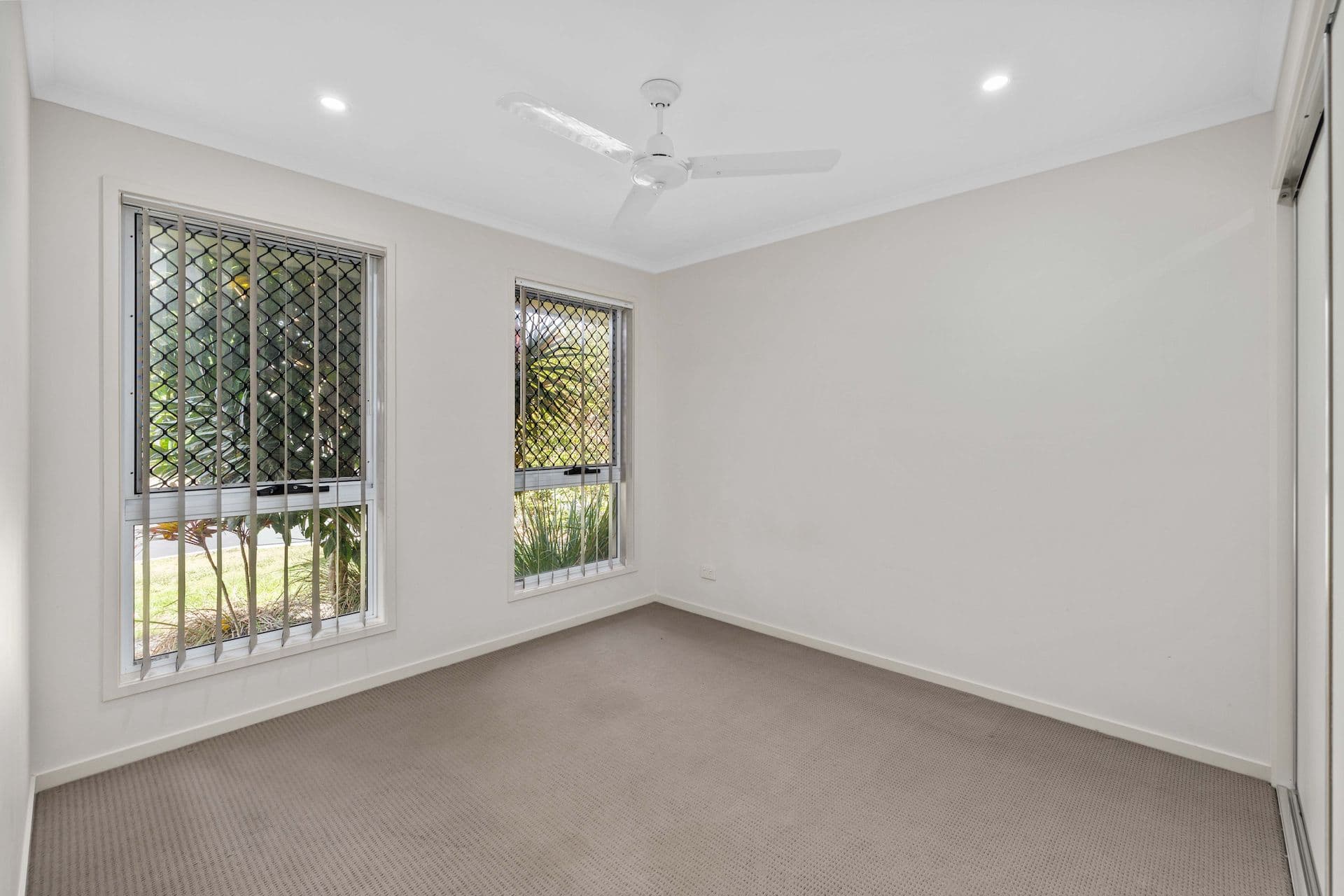 9 Finch Close, Dakabin QLD 4503, Dakabin - Thumbnail 7