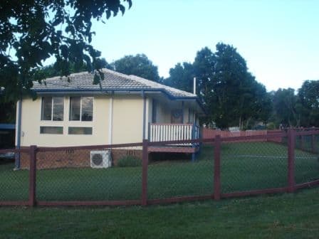 2 Arkins Crescent, GOODNA QLD 4300, Goodna - Thumbnail 2