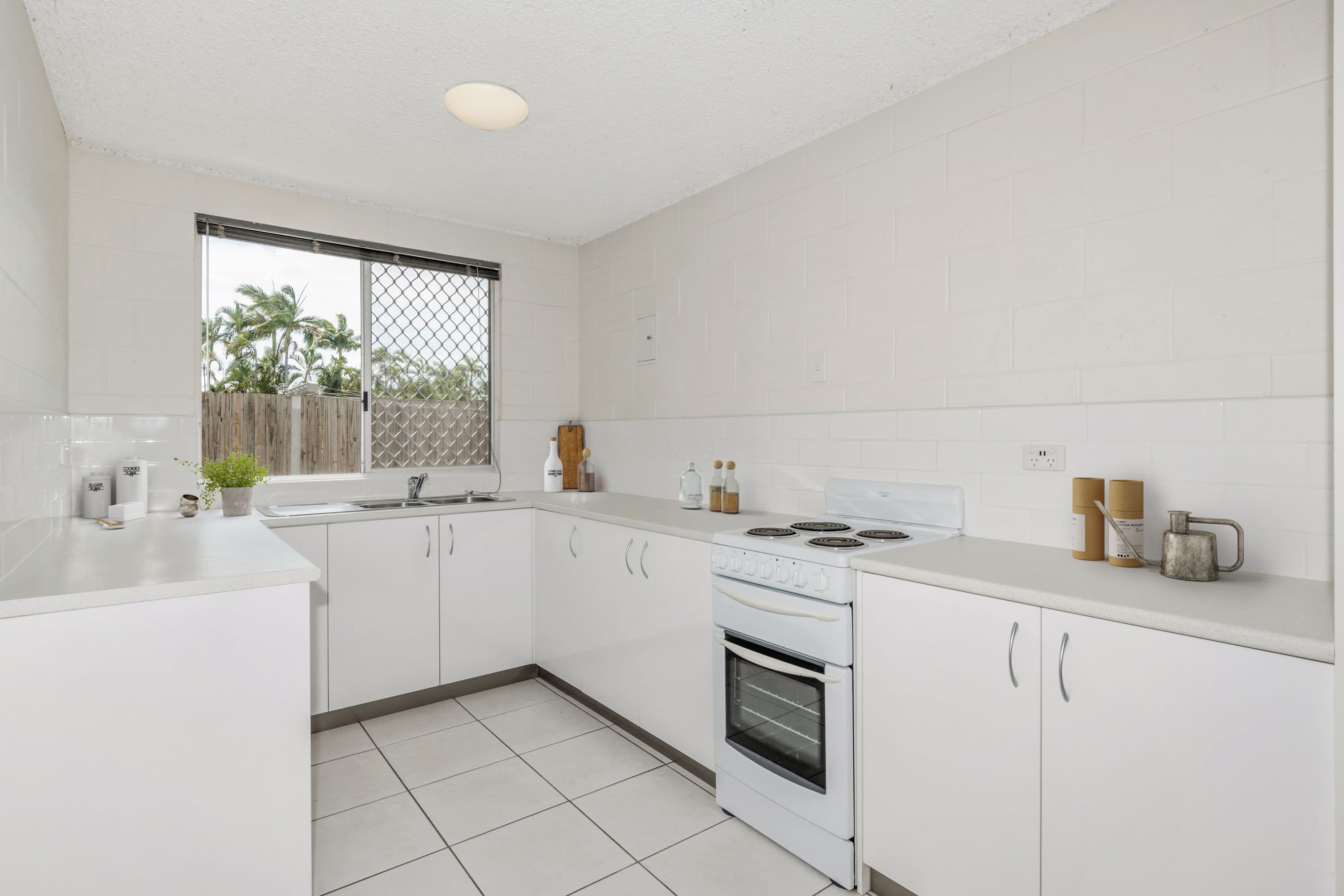 10 Snelham Street, Rosslea QLD 4812, Rosslea - Thumbnail 6