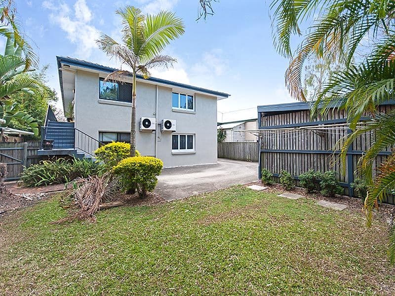 53 Winchester Street, HAMILTON QLD 4007, Hamilton - Thumbnail 2